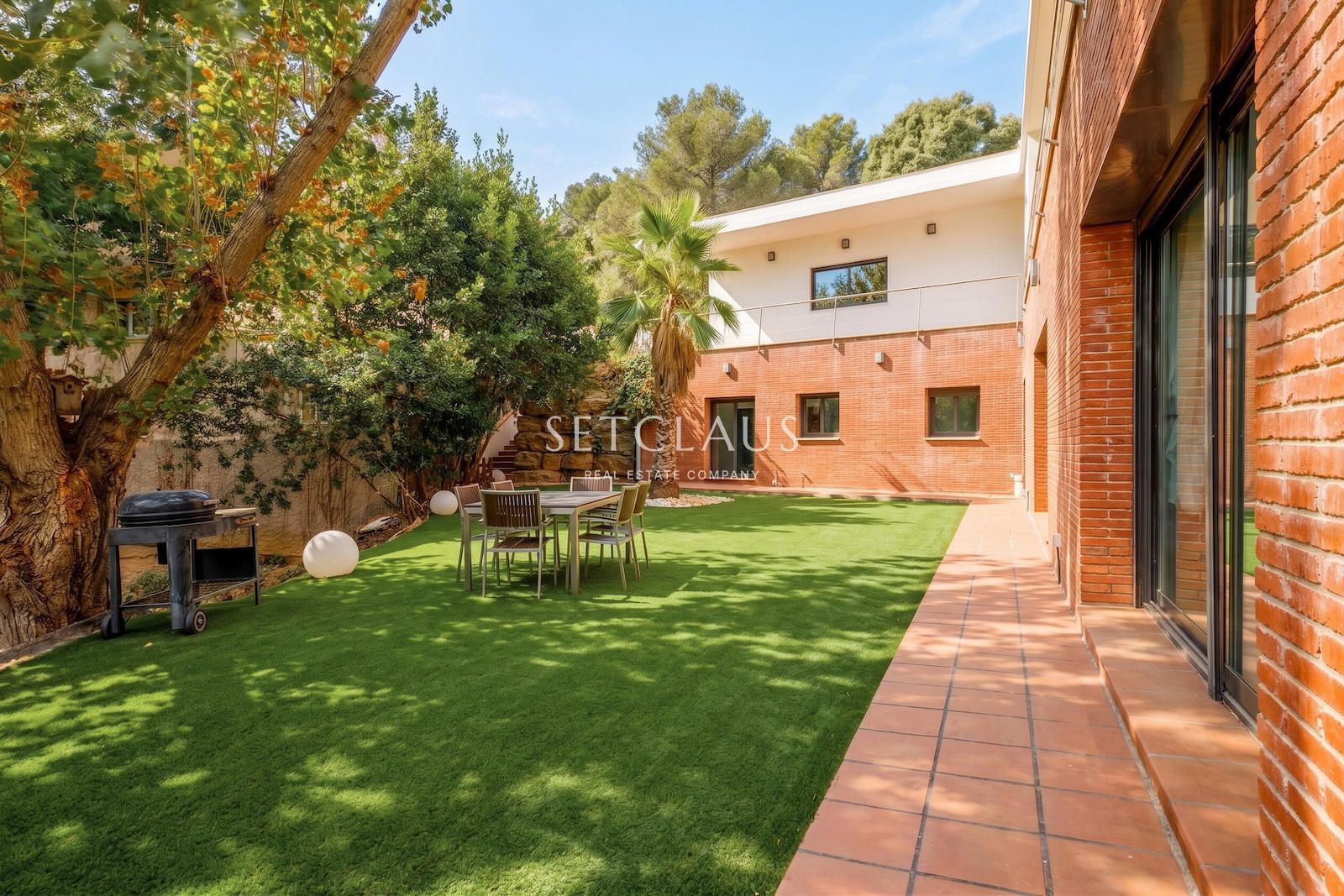 Inmueble Chalet reformado con piscina y jardín en Les Planes foto 6
