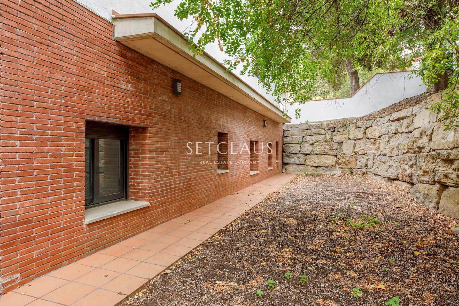 Inmueble Chalet reformado con piscina y jardín en Les Planes foto 46