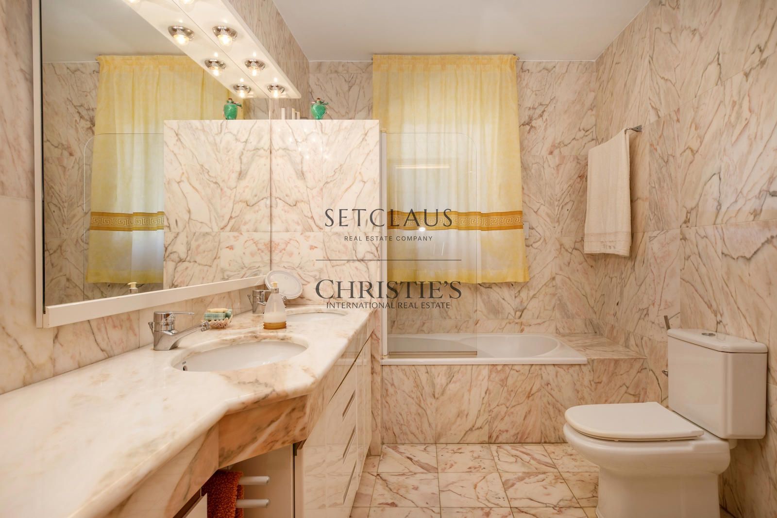 Comprar Casa independiente con piscina y privacidad junto al Golf de Vallromanes foto 24
