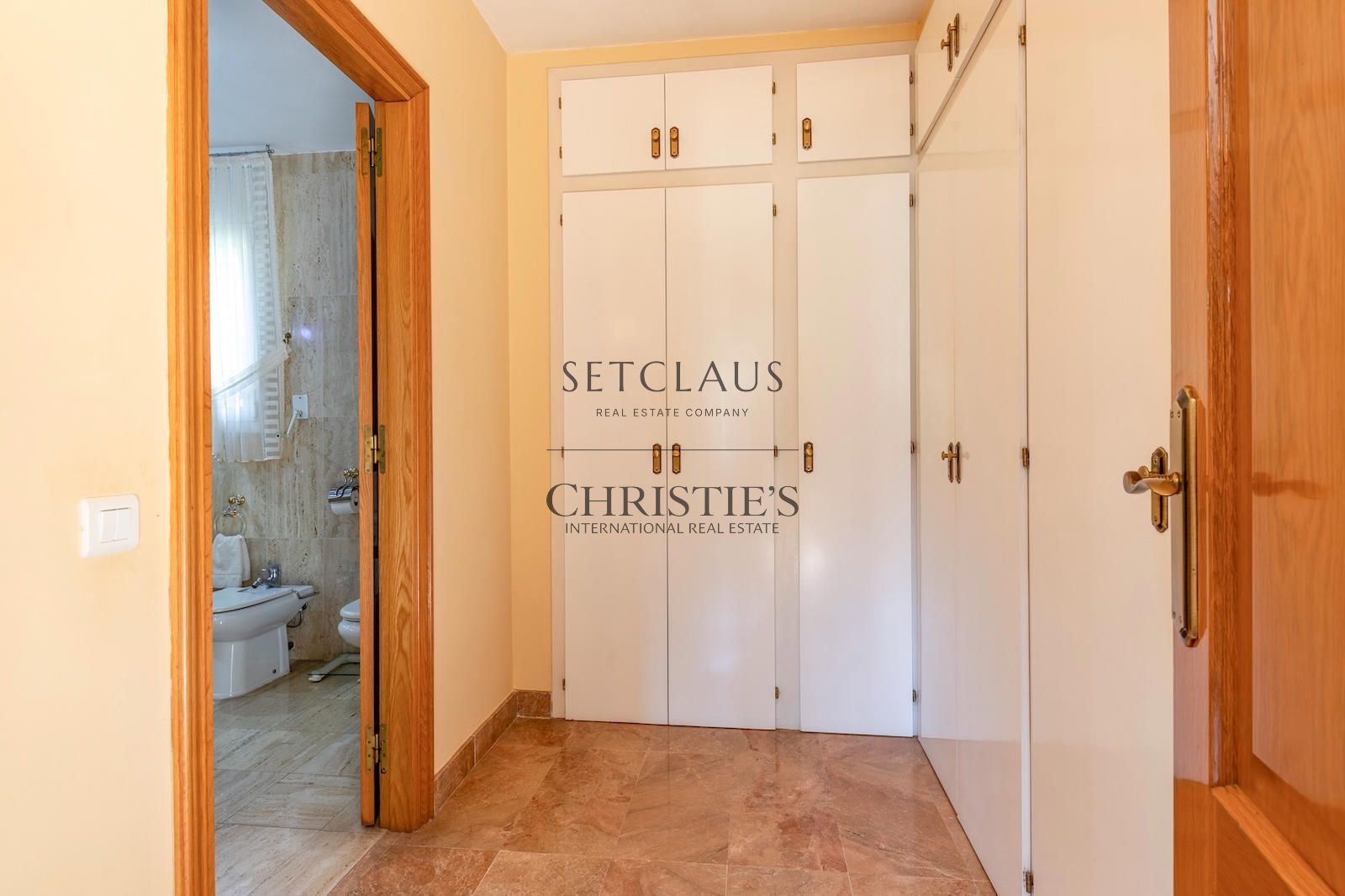 Comprar Casa independiente con piscina y privacidad junto al Golf de Vallromanes foto 23