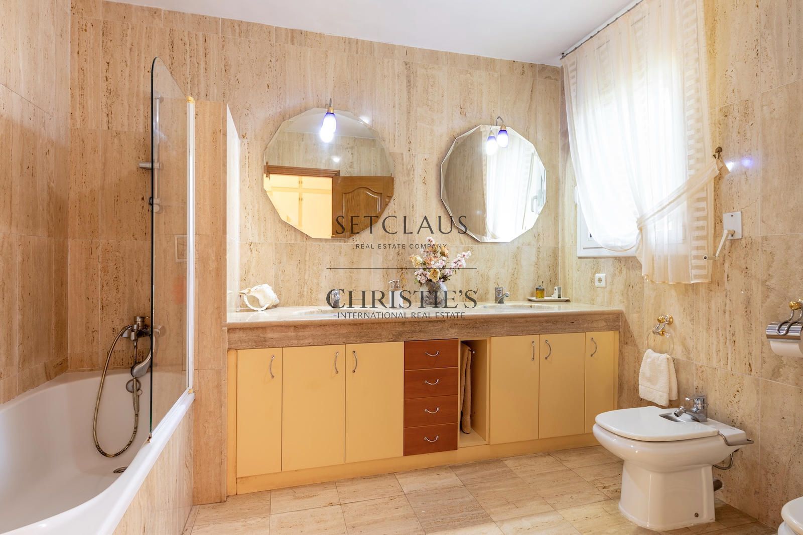 Comprar Casa independiente con piscina y privacidad junto al Golf de Vallromanes foto 32