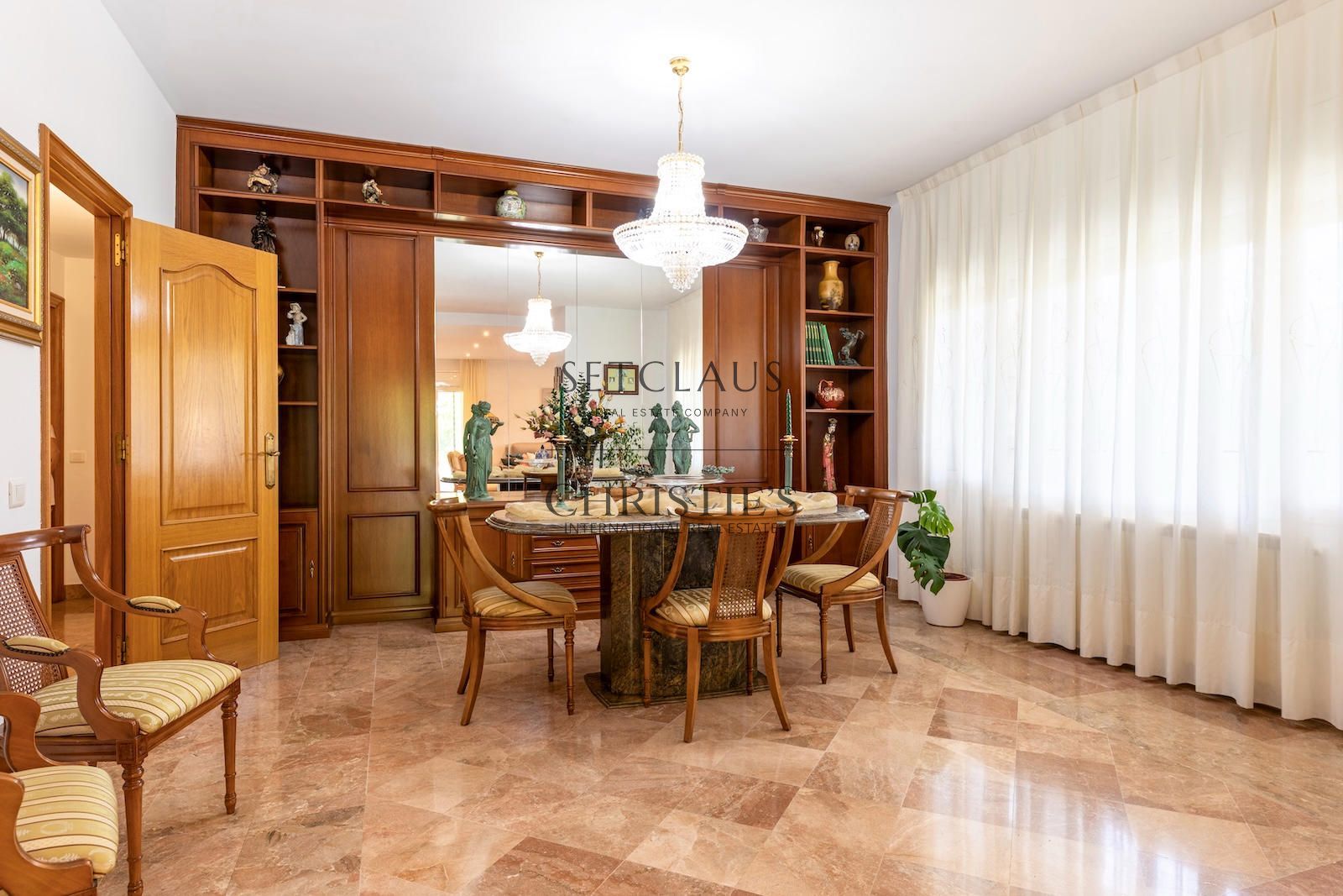 Comprar Casa independiente con piscina y privacidad junto al Golf de Vallromanes foto 8