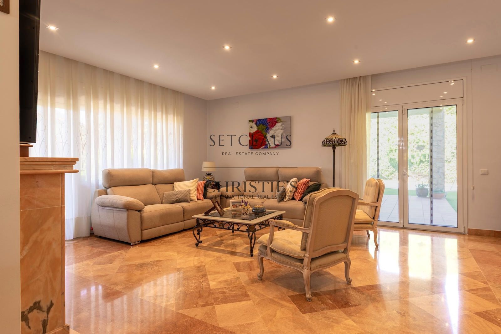 Comprar Casa independiente con piscina y privacidad junto al Golf de Vallromanes foto 10