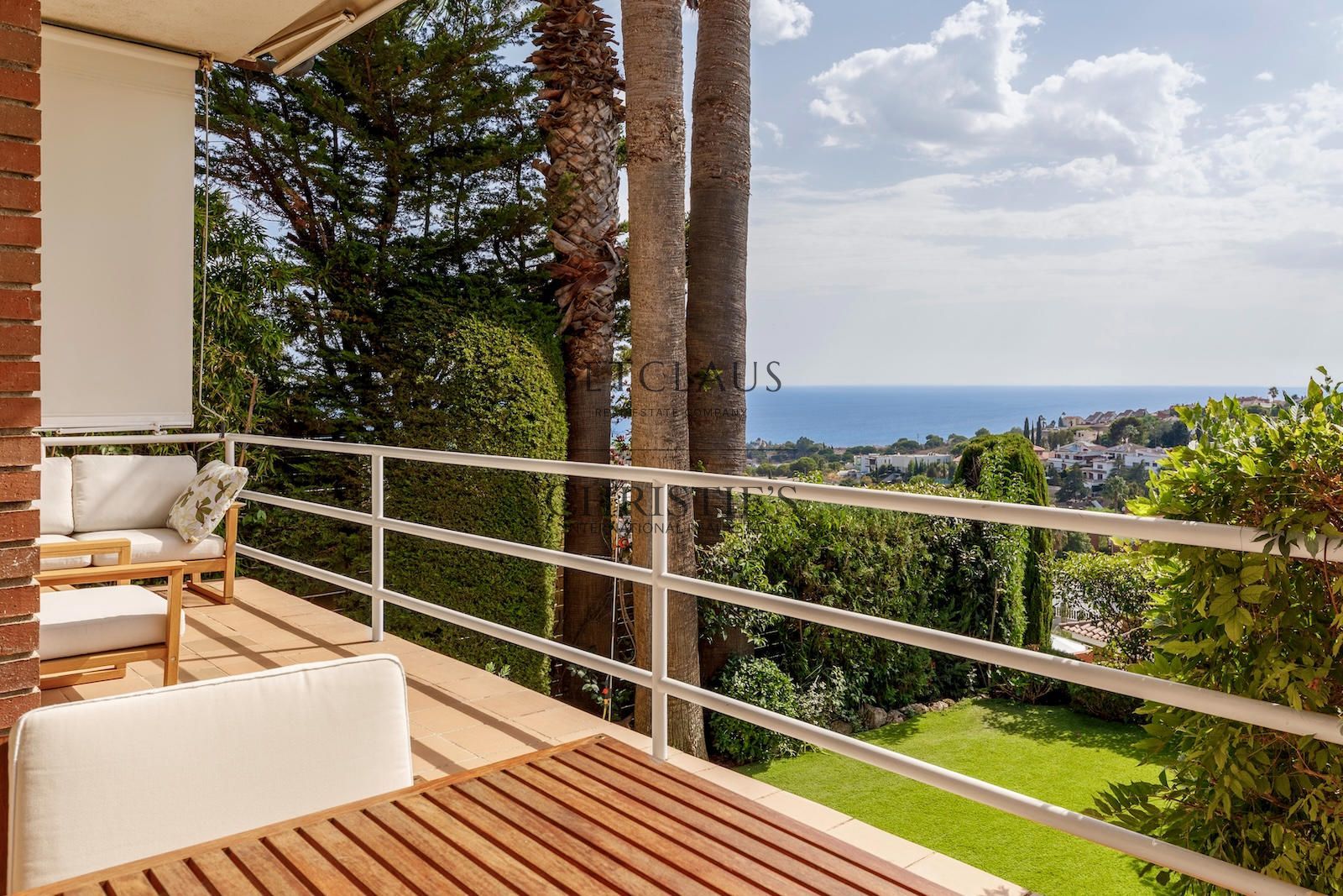 Comprar Residència amb vistes al Mediterrani a Teià foto 10