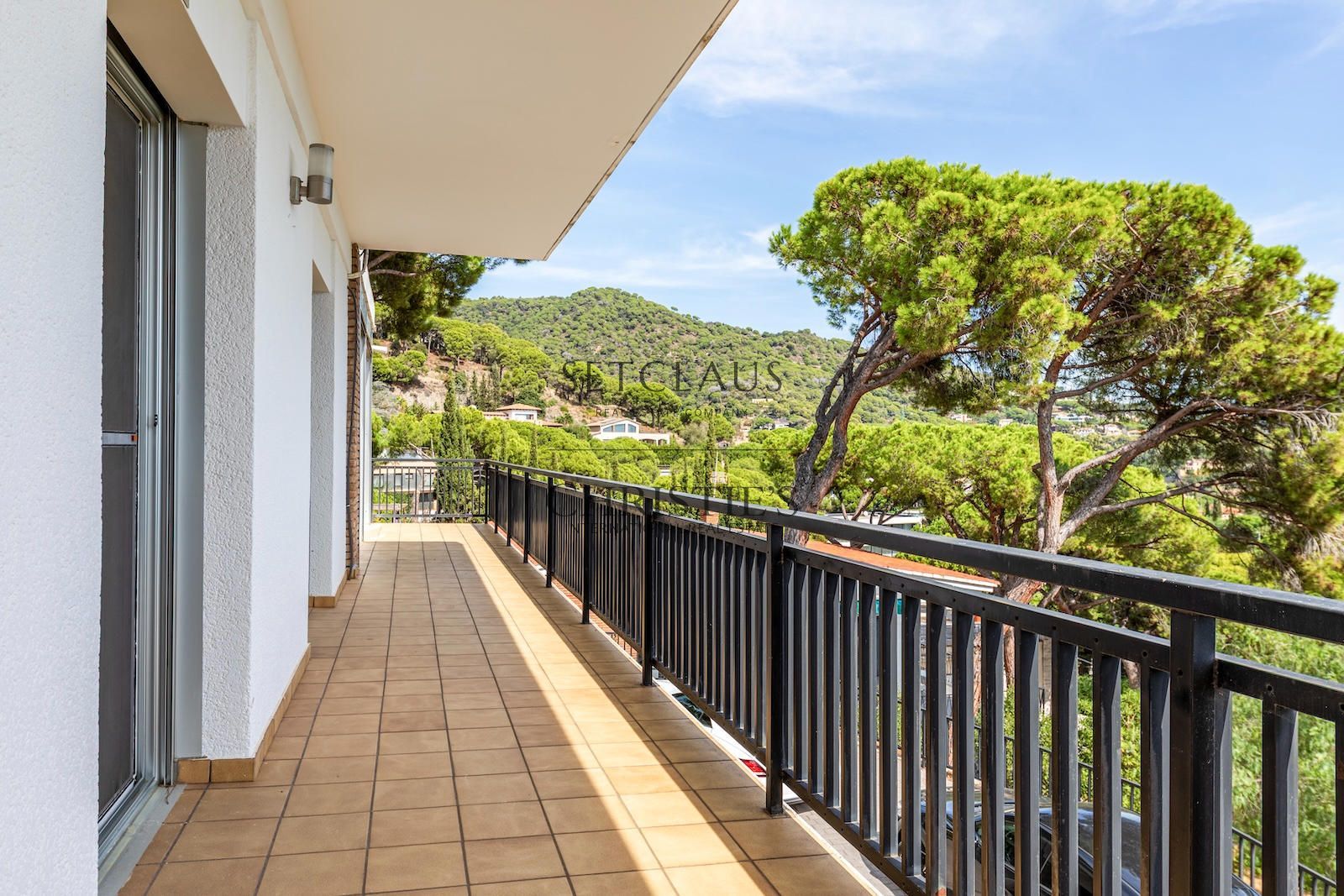 Comprar Chalet independiente con vistas al mar y licencia turística en Premià de Dalt foto 23