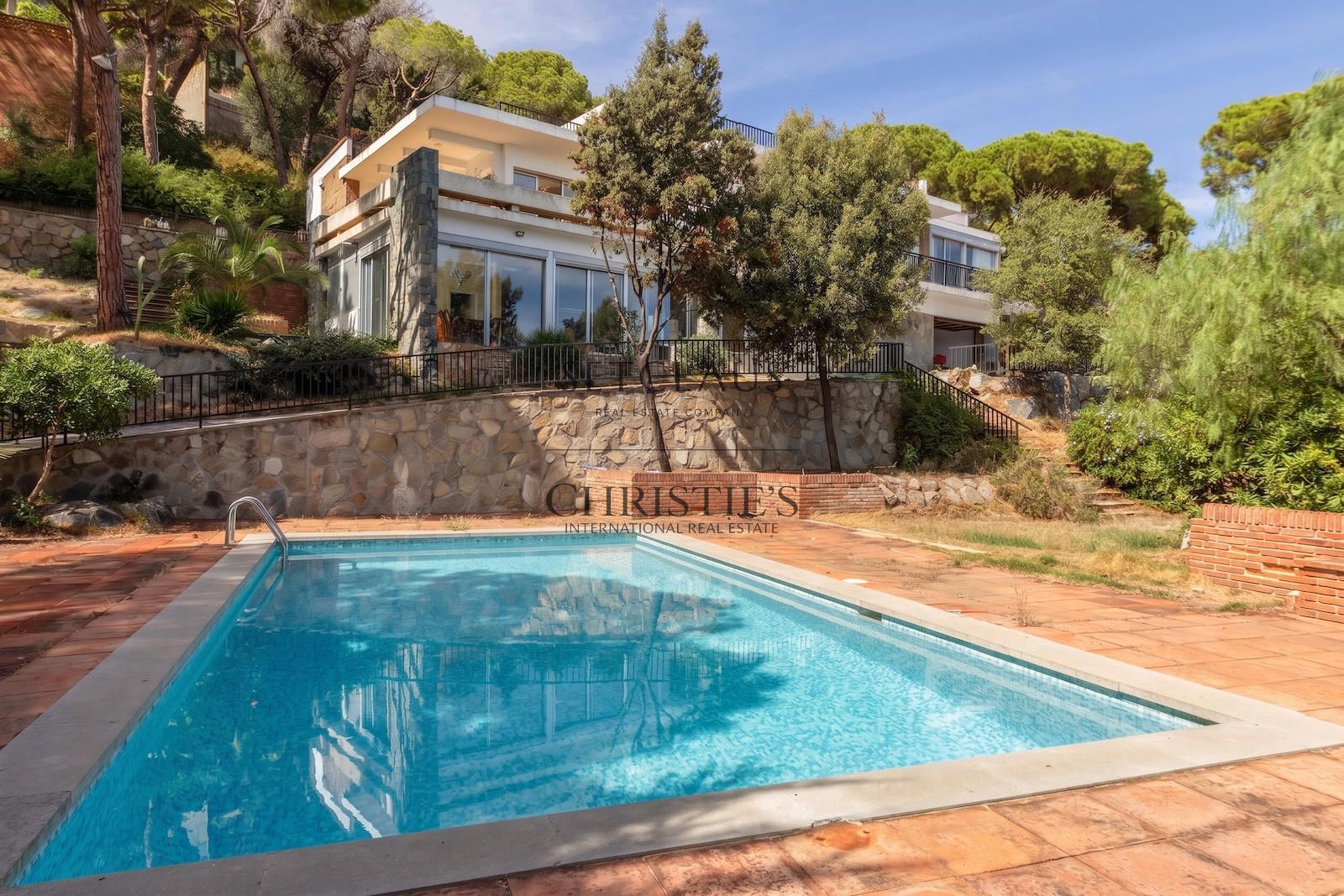 Comprar Chalet independiente con vistas al mar y licencia turística en Premià de Dalt foto 30