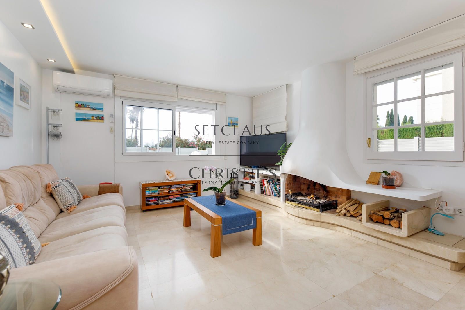 Comprar ADOSADO ESQUINERO CON PISCINA Y ASCENSOR EN PRIMERA LÍNEA DE MAR foto 7