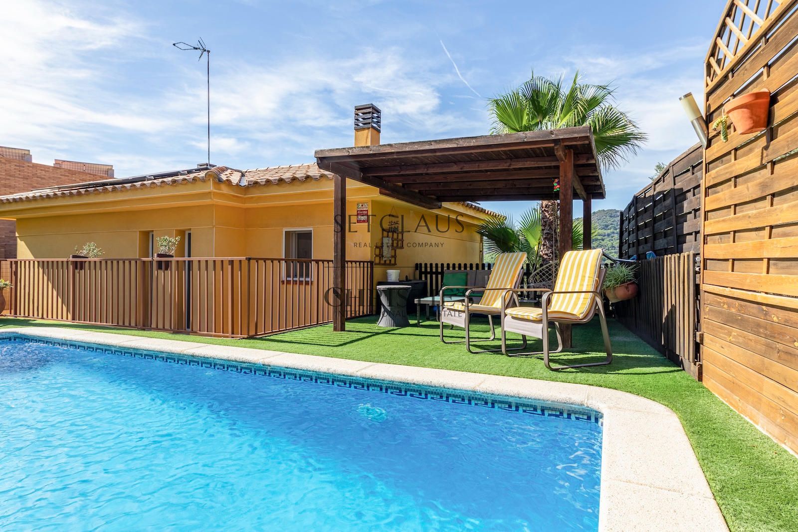 Inmueble Chalet independiente con piscina en Vilassar de Dalt foto 4