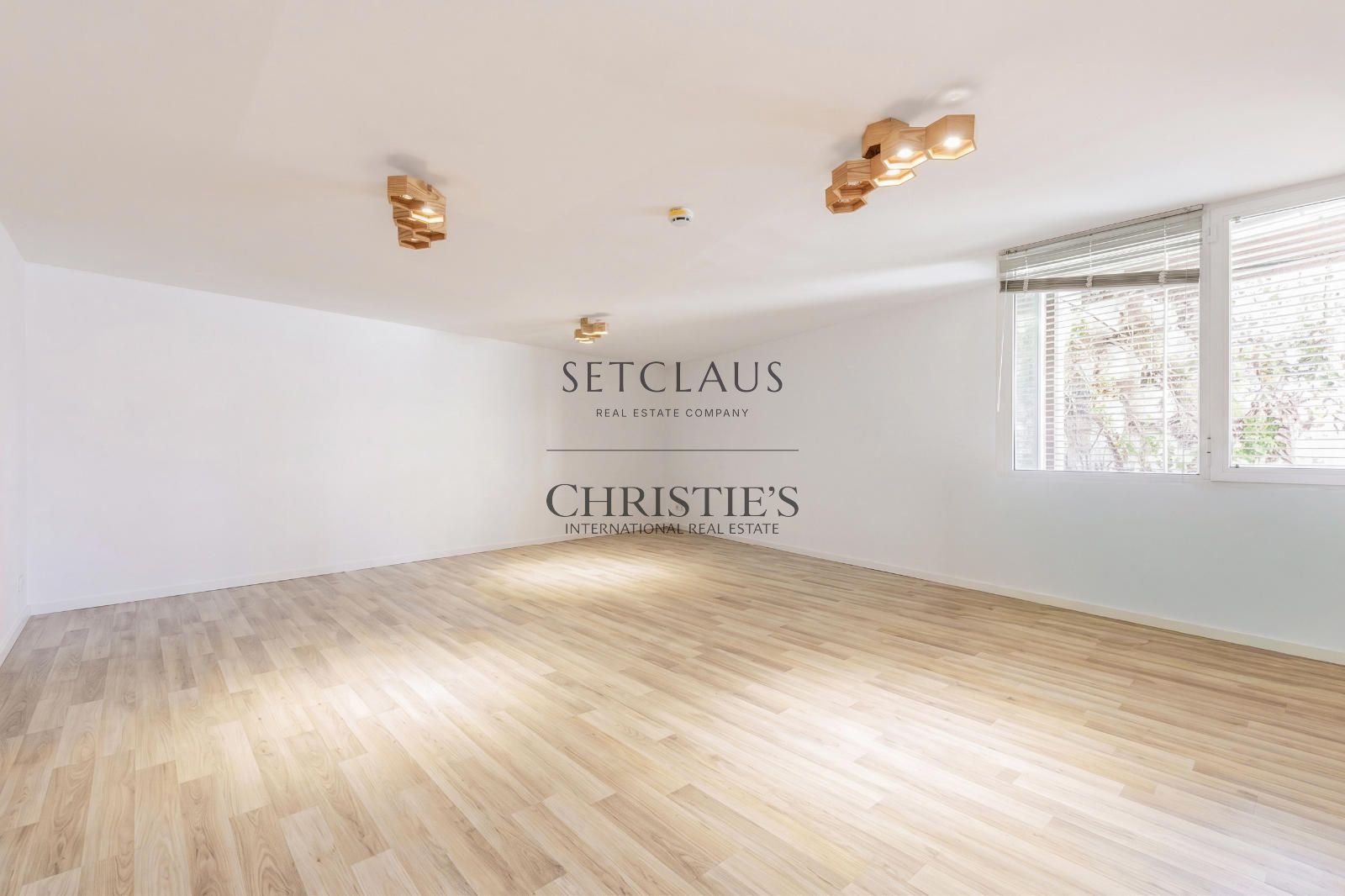 Inmueble CHALET INDEPENDIENTE CON JARDÍN, PISCINA Y VISTAS PANORÁMICAS foto 13