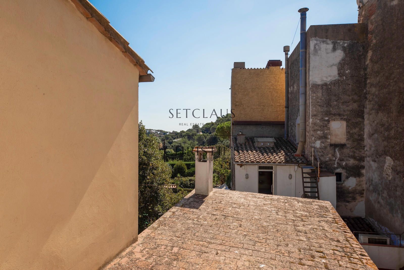 Inmueble BEGUR. EDIFICIO CON 2 VIVIENDAS Y 2 LOCALES COMERCIALES EN ZONA CÉNTRICA foto 57