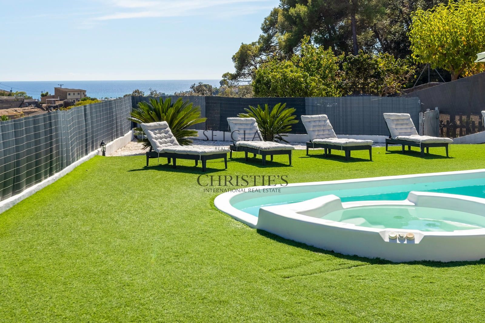 Comprar Propiedad con licencia turística, piscina climatizada y vistas al mar foto 13