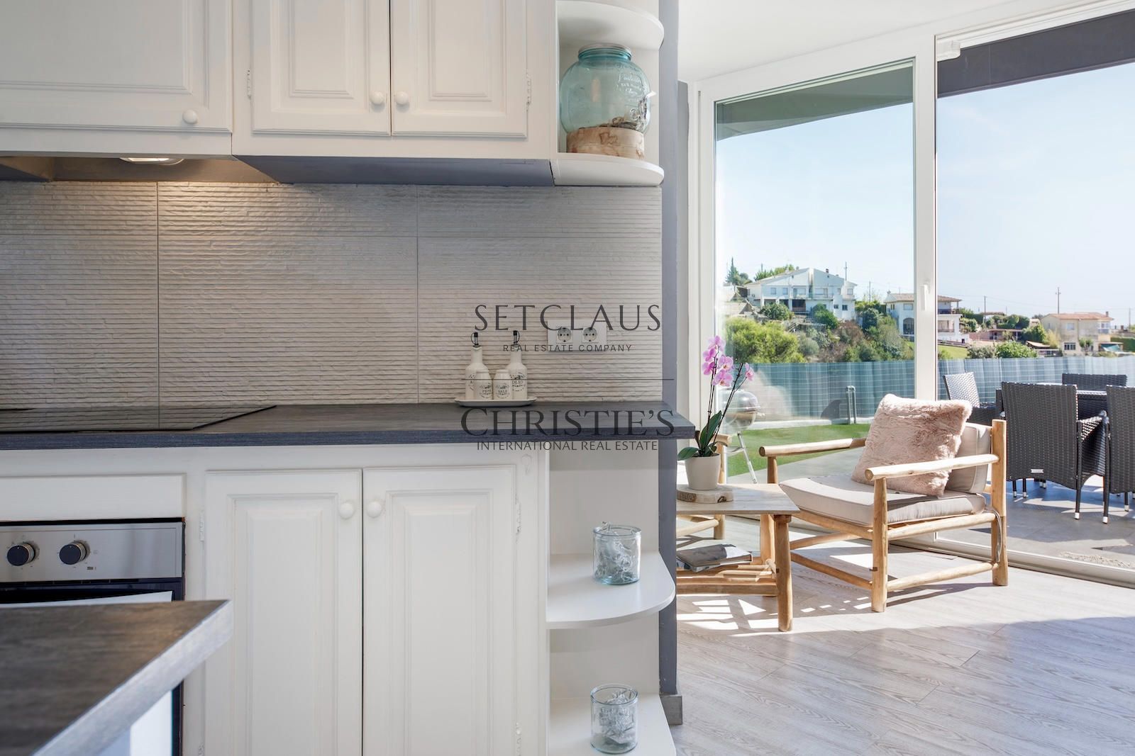 Comprar Propiedad con licencia turística, piscina climatizada y vistas al mar foto 18