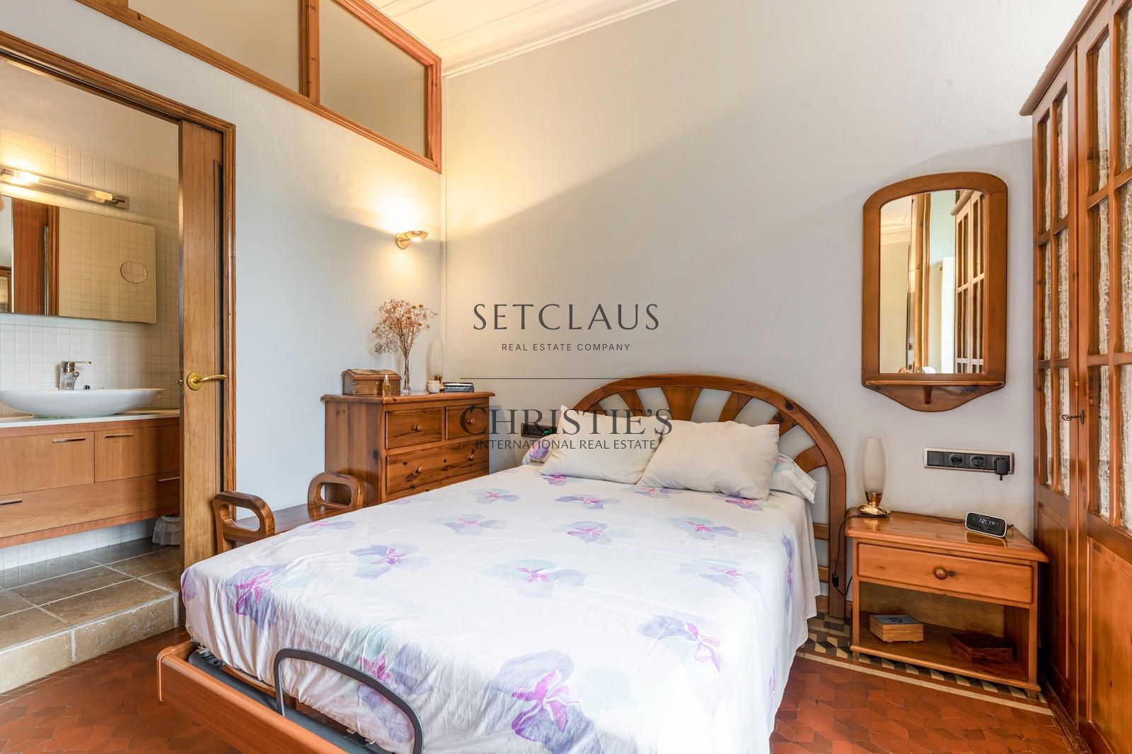 Inmueble Piso de 4 dormitorios con elementos originales en el Eixample foto 7