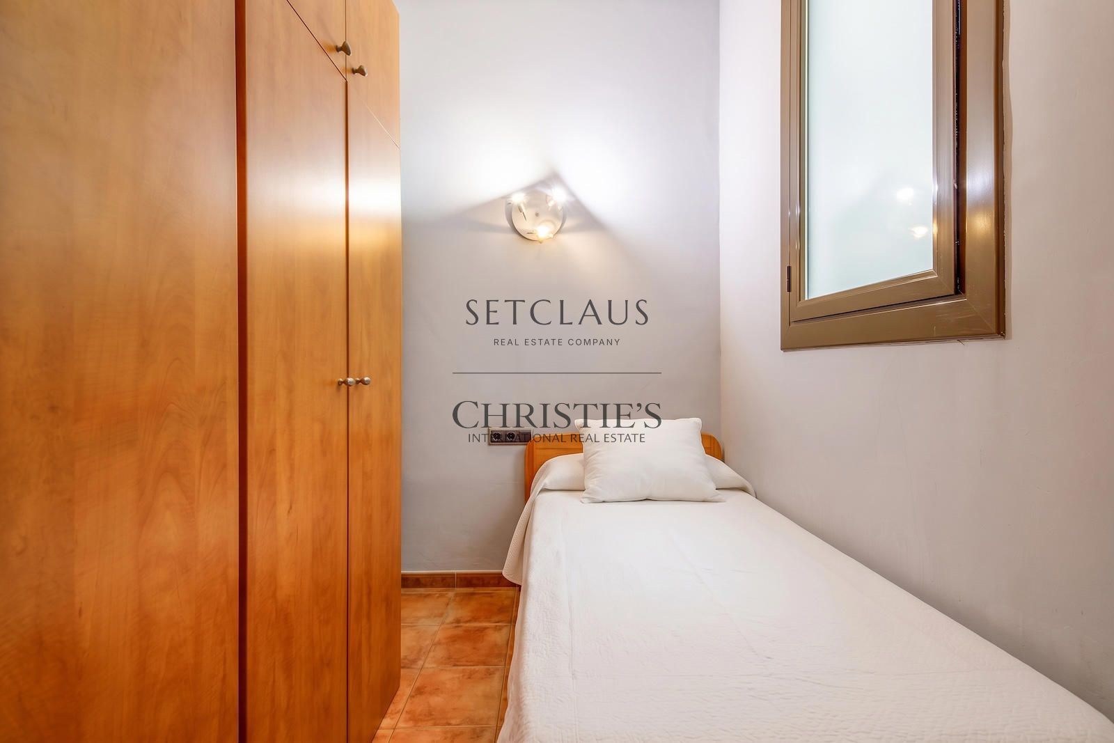Inmueble Piso de 4 dormitorios con elementos originales en el Eixample foto 22