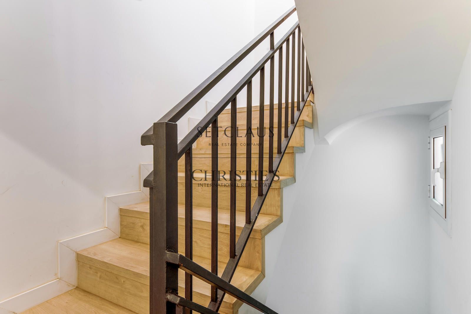 Comprar Casa con terraza y licencia turística foto 9