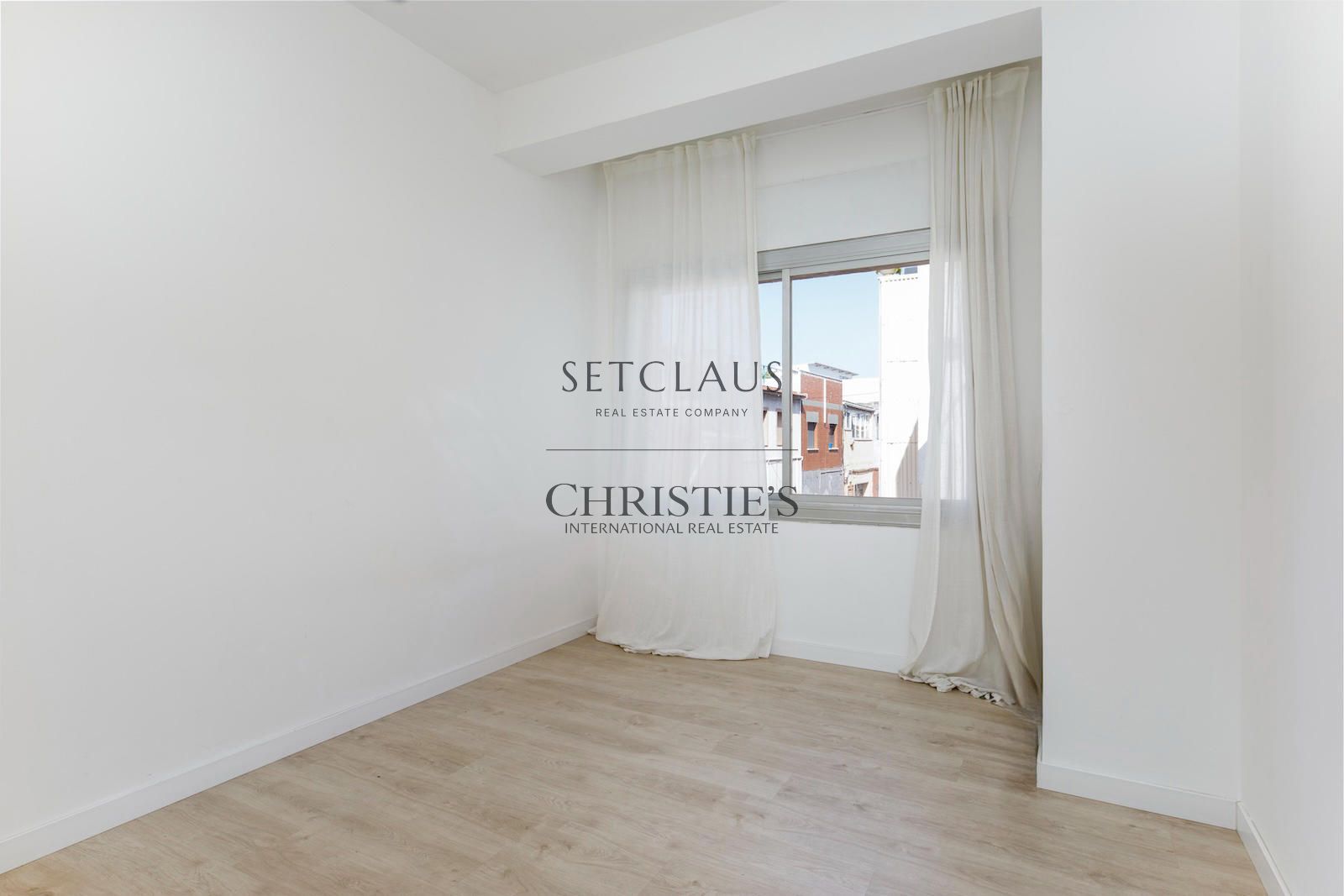 Comprar Casa con terraza y licencia turística foto 13