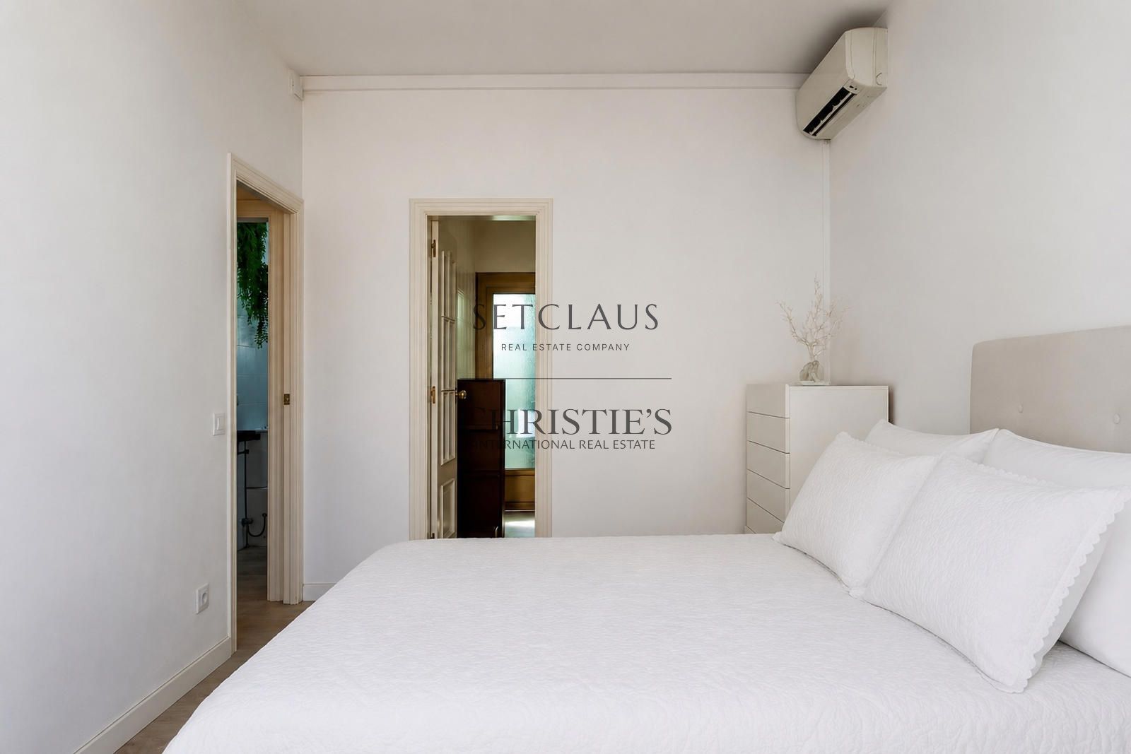 Comprar Casa con terraza y licencia turística foto 15