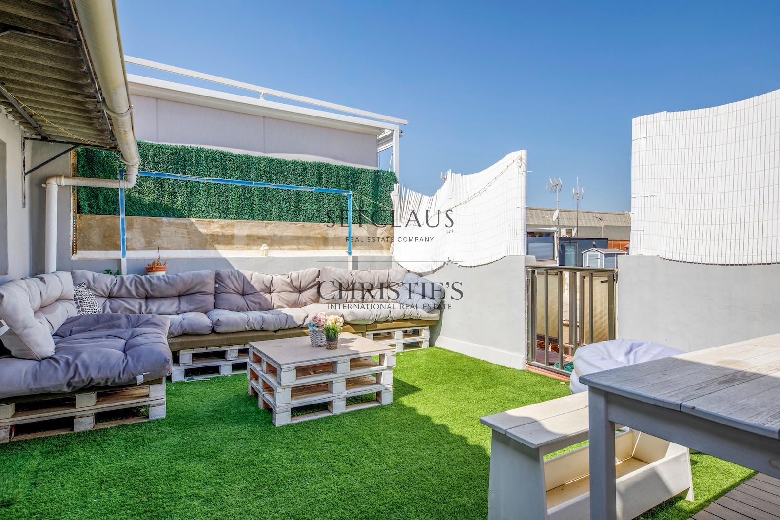 Comprar Casa con terraza y licencia turística foto 3