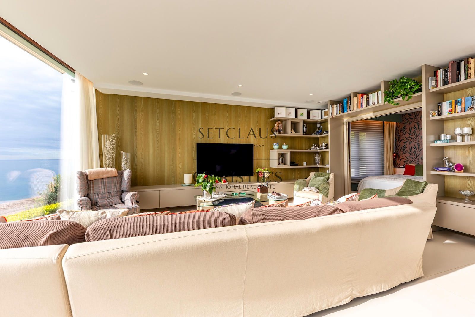 Comprar Exclusiva Villa contemporanea en Sant Pol de Mar, en primera línea de mar foto 16