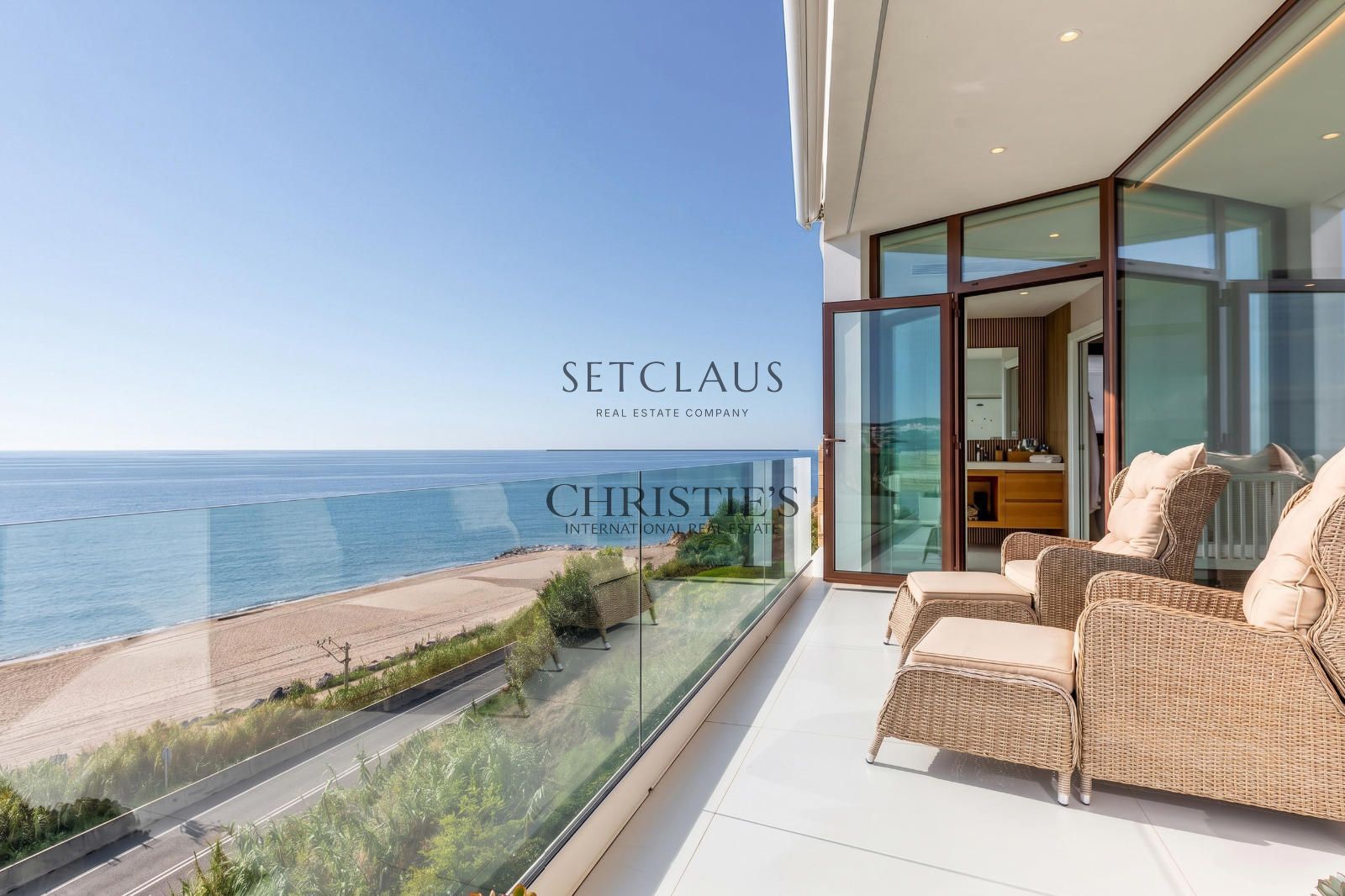 Comprar Exclusiva Villa contemporanea en Sant Pol de Mar, en primera línea de mar foto 25