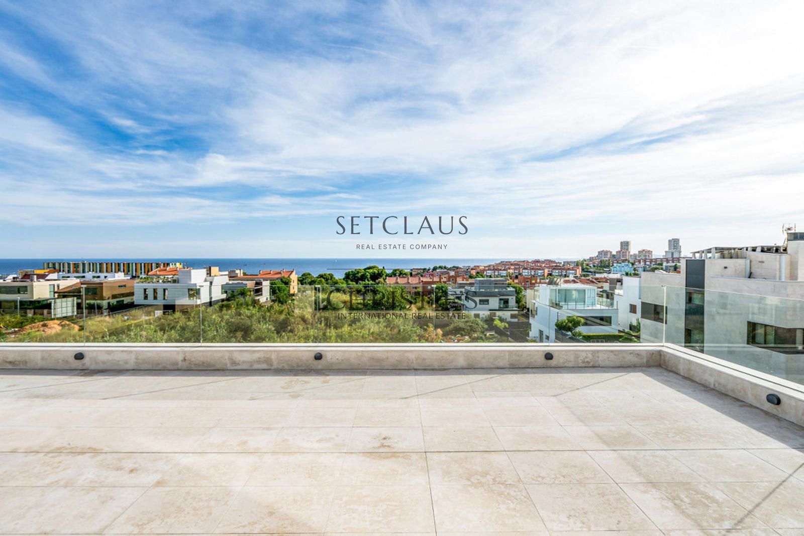 Comprar Chalet con vistas al mar y acabados premium foto 37