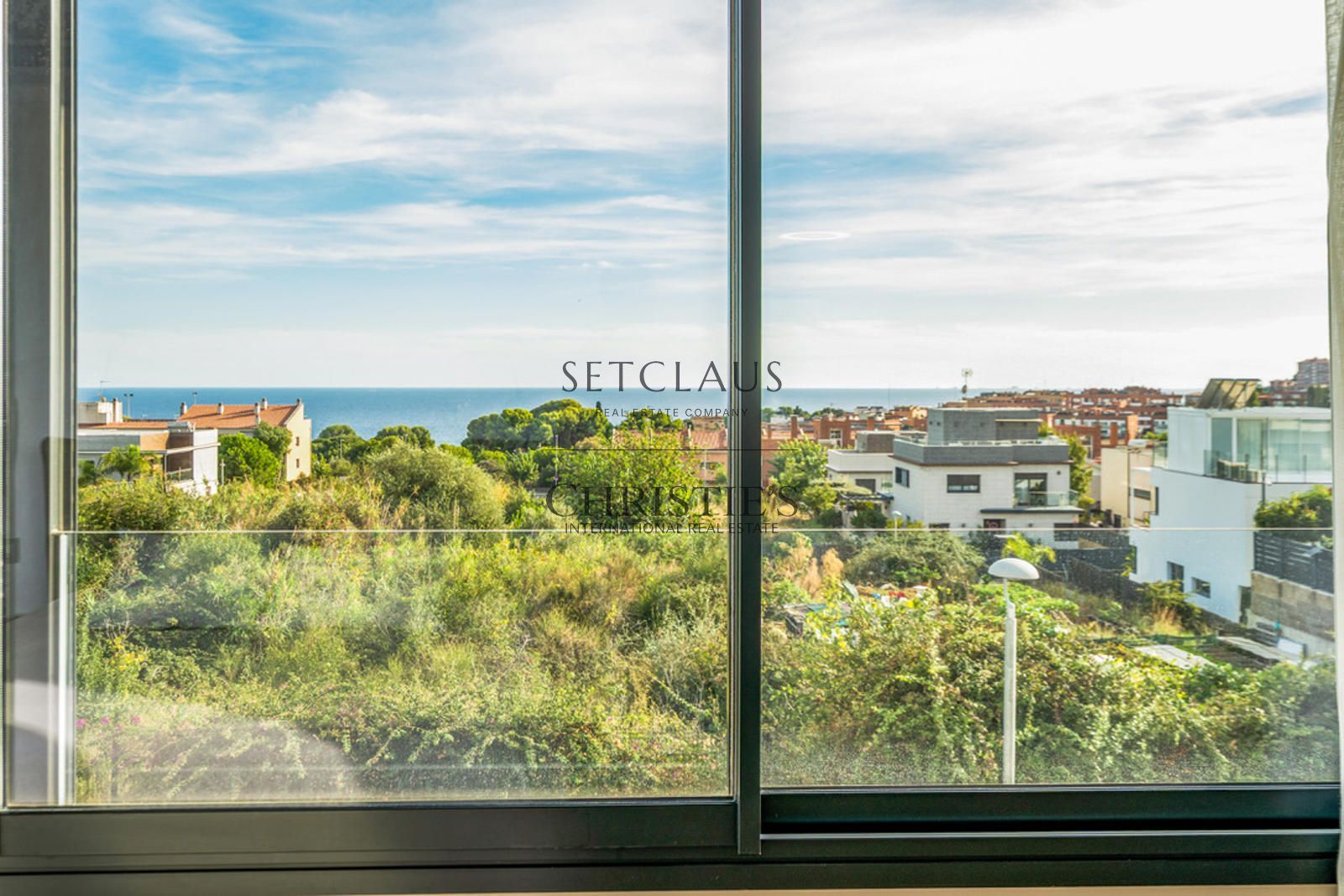 Comprar Chalet con vistas al mar y acabados premium foto 40
