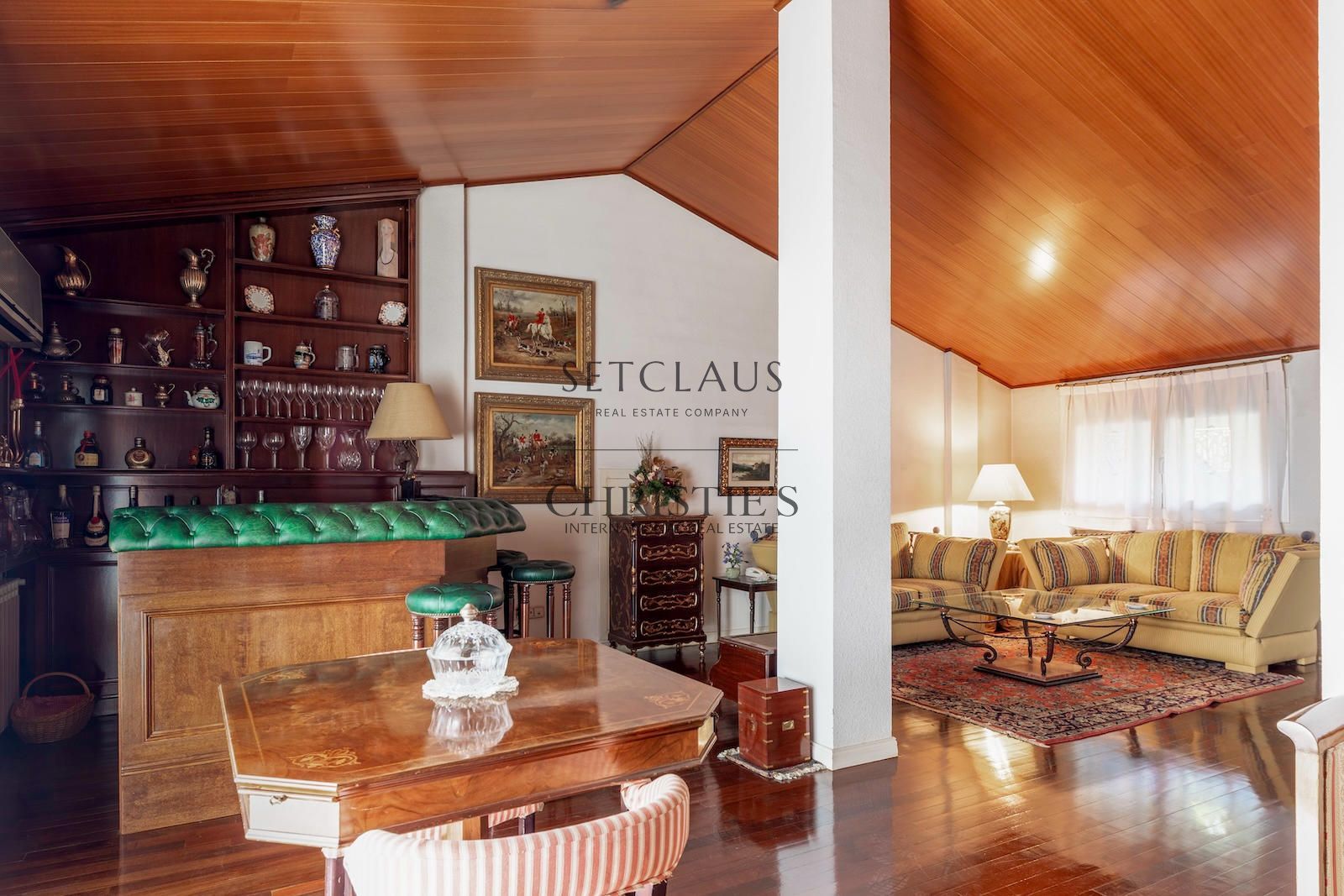 Comprar Villa amb jardí privat i vistes panoràmiques a Pedralbes foto 17