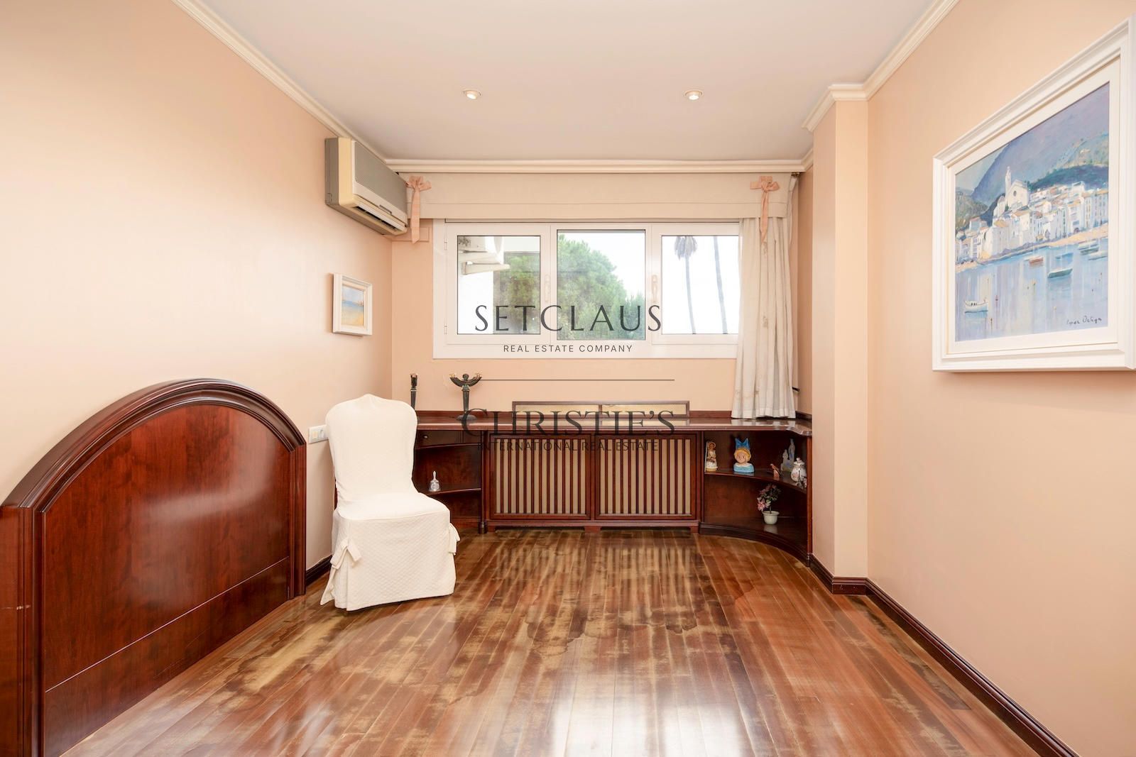 Comprar Villa amb jardí privat i vistes panoràmiques a Pedralbes foto 37