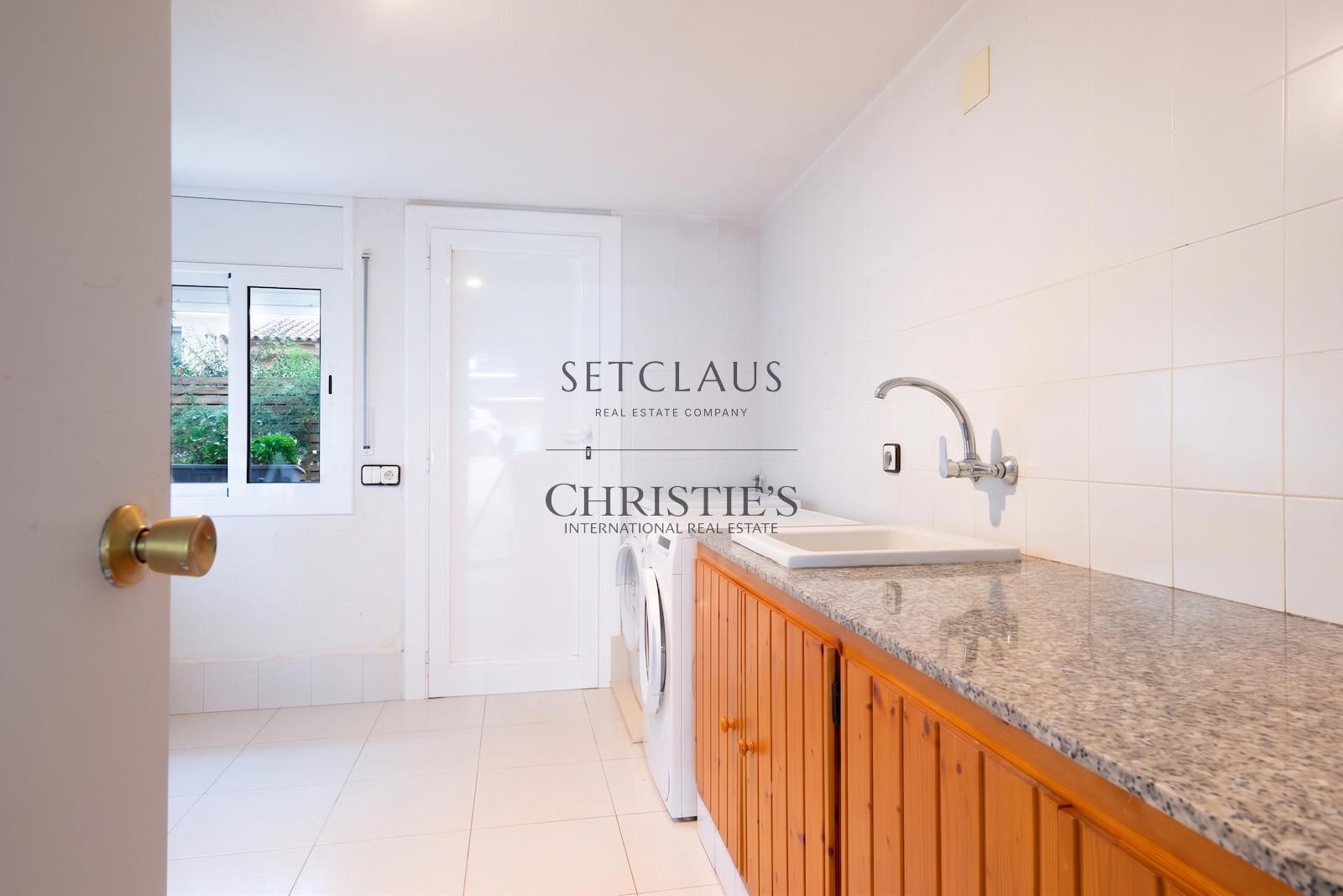 Inmueble Casa en venta en Alella con 5 habitaciones, terraza con vistas panorámicas y posibilidad de apartamento independiente foto 34