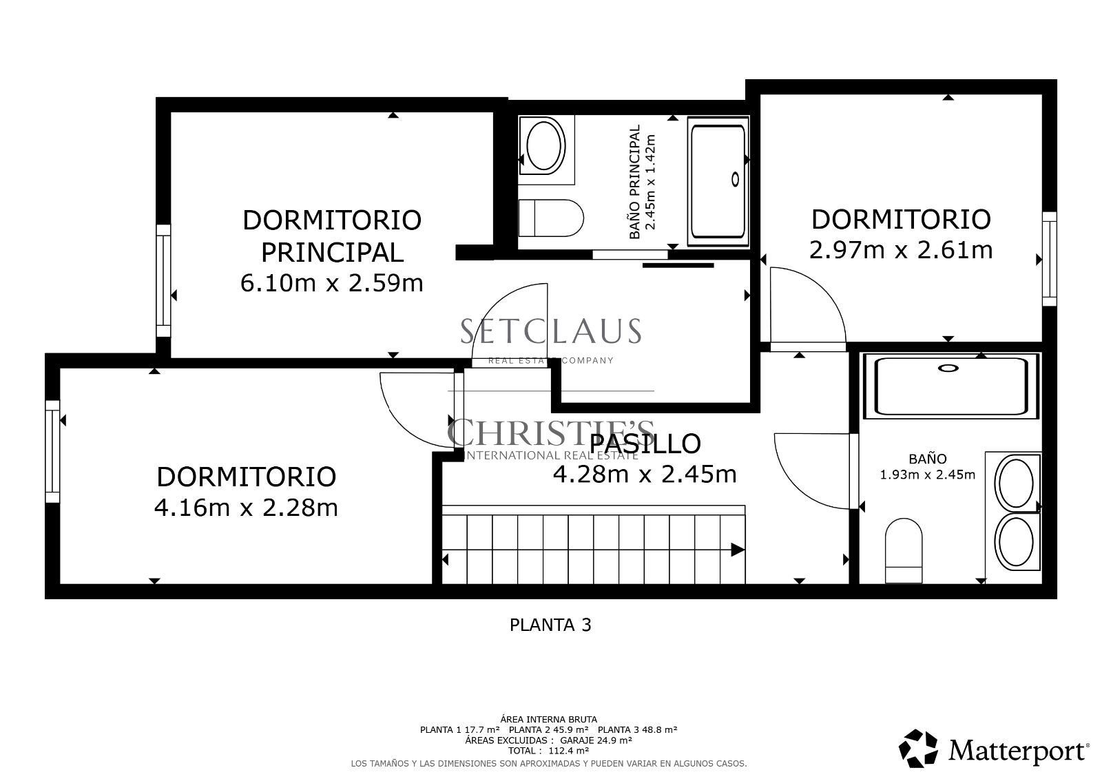 Comprar Casa reformada con jardín y piscina privada en Alella foto 37