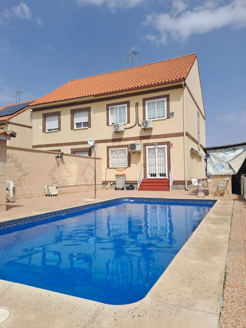 Chalet Independiente en venta Las Ventas de Retamosa, Toledo. Ref: 1687. Seven Properties