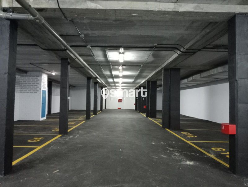 Garaje en alquiler Castrillón, Asturias. Ref: 2659. SMART ESTATE