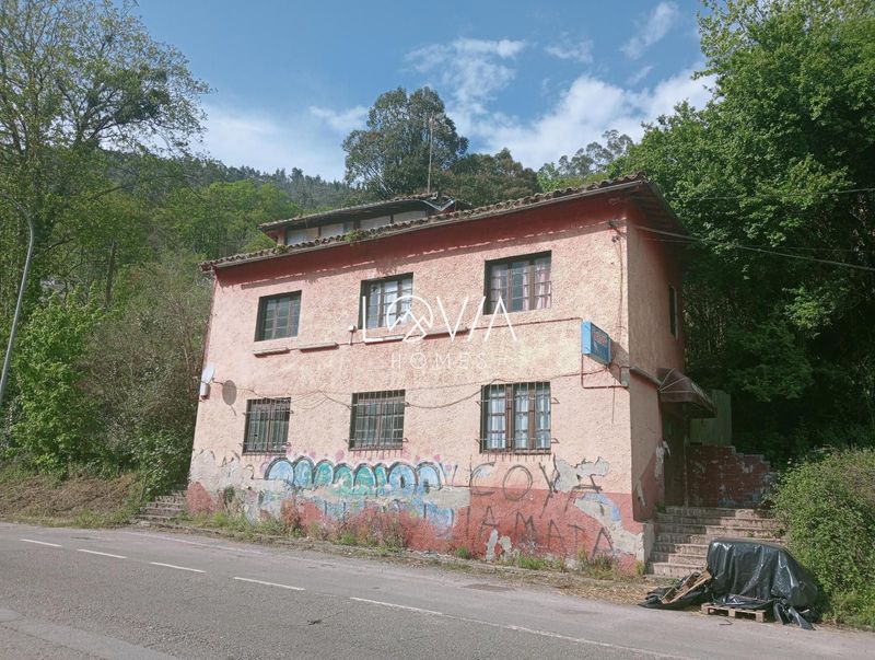 Chalet Independiente en venta Piloña, Asturias. Ref: 2776. LOVIA HOMES