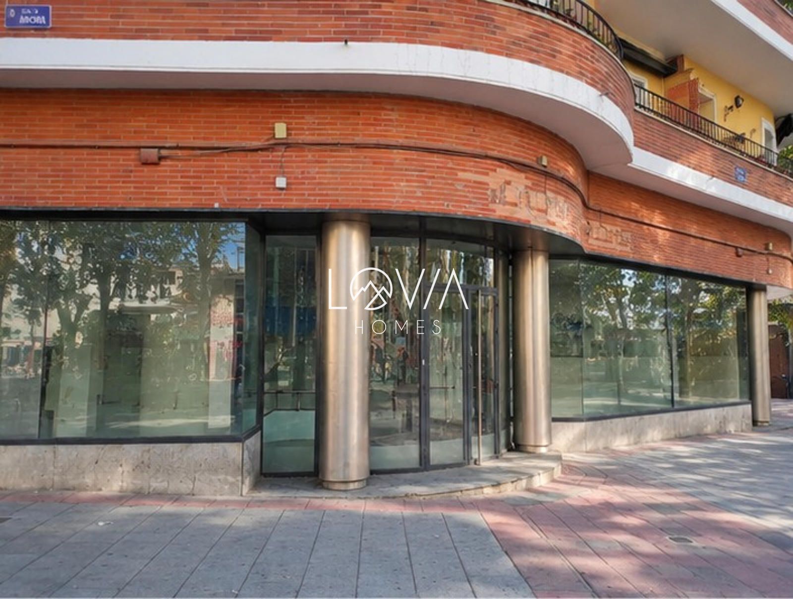 Local Comercial en venta en Madrid - Foto 2