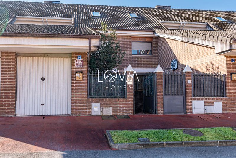 Adosado en venta Astillero, Cantabria. Ref: 2871. LOVIA HOMES