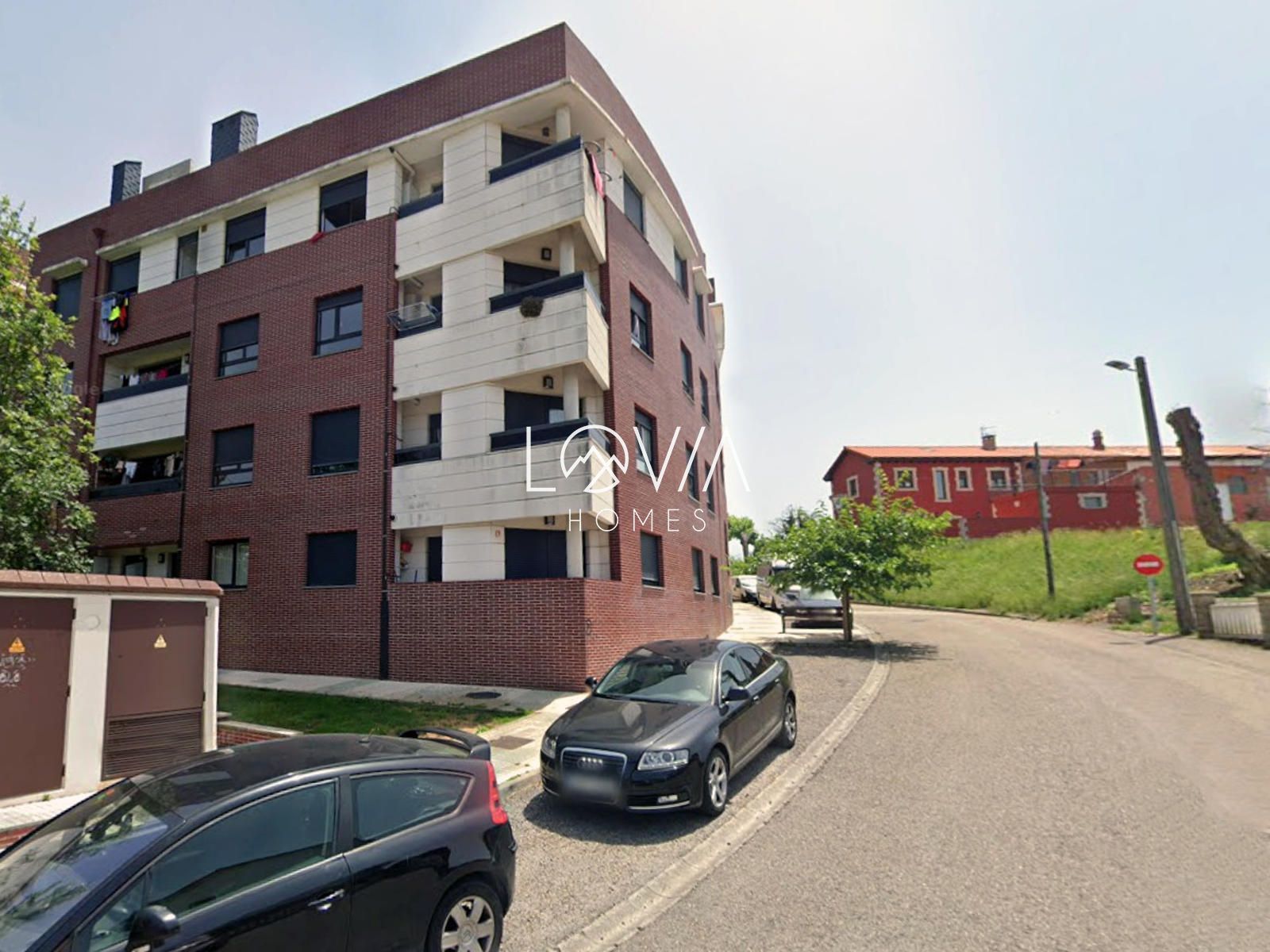 Inversión en rentabilidad en Requejada – Inmueble con inquilino y contrato vigente - Foto 4