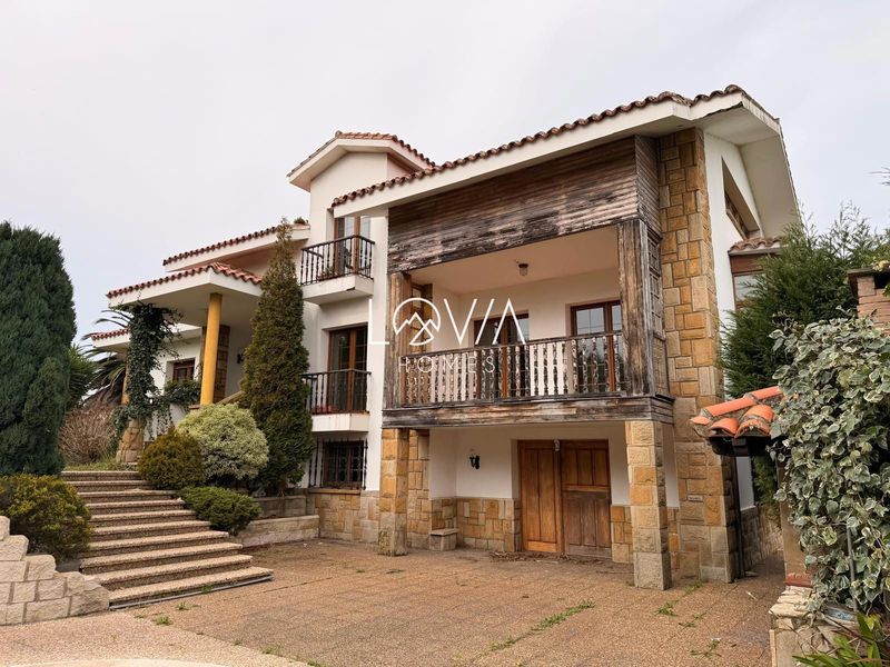 Chalet Independiente en venta Castrillón, Asturias. Ref: 3070. LOVIA HOMES