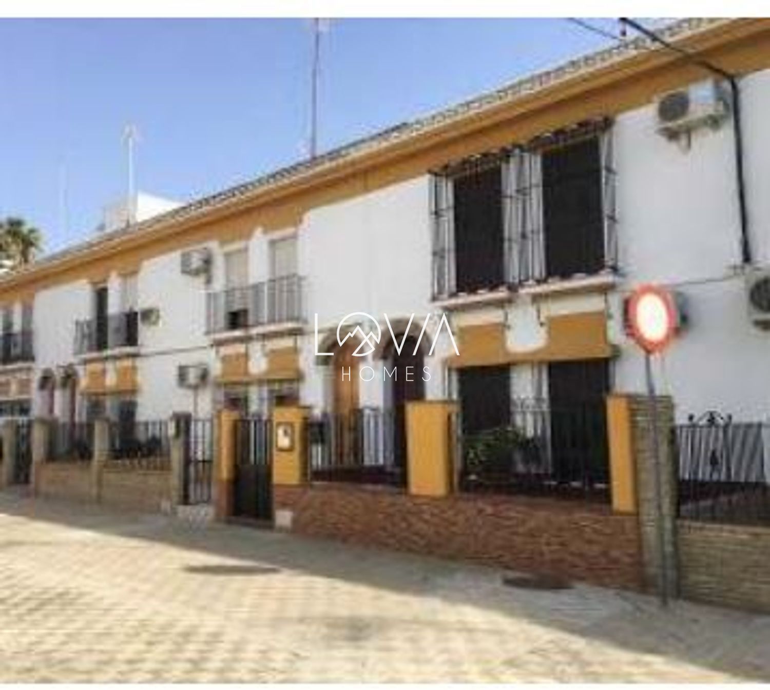 ADOSADO EN VENTA (ALQUILADO)  EN UTRERA - PRODUCTO PARA INVERSORES - Foto 5