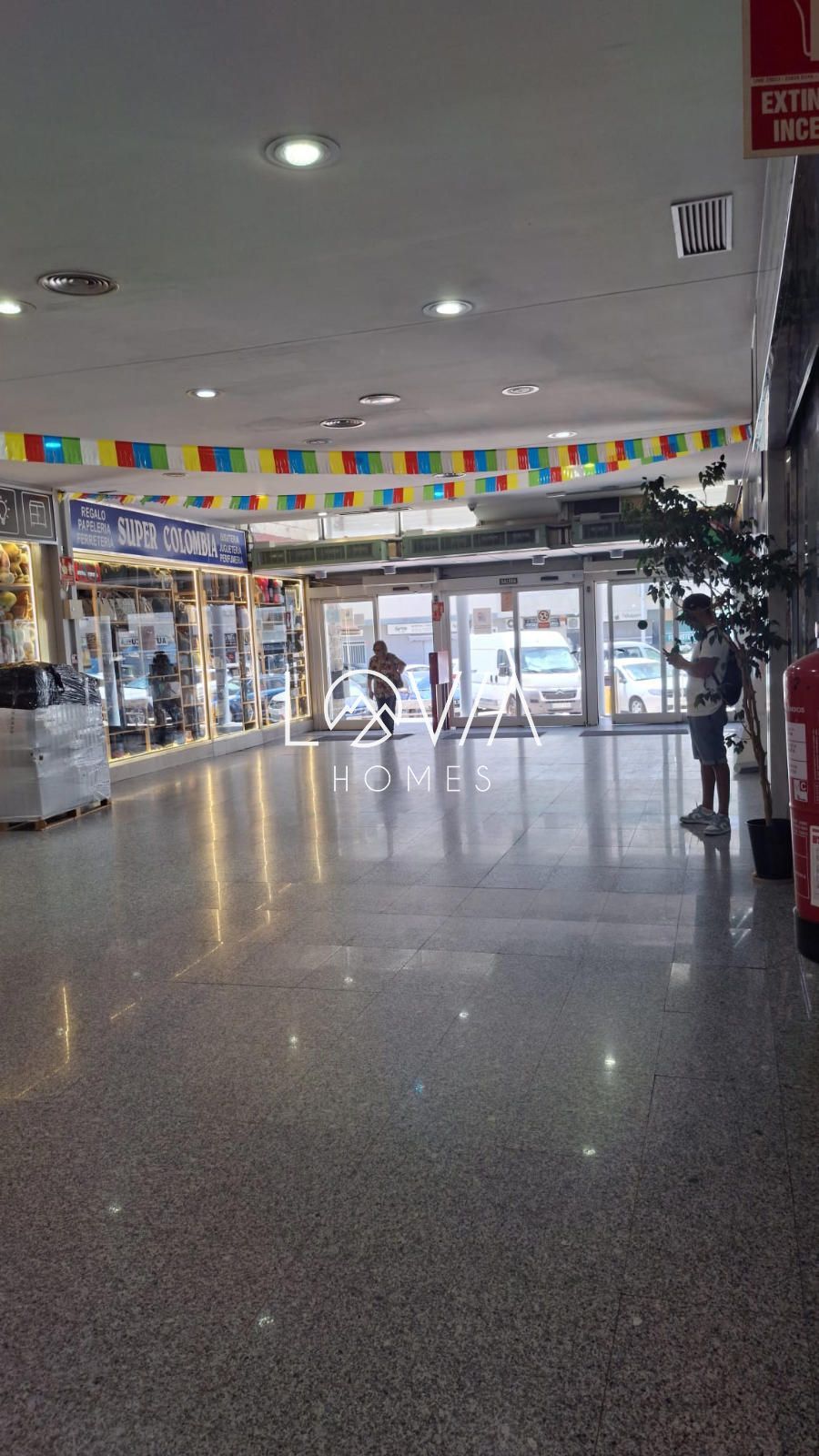 Local Comercial de 71 m² en Centro Comercial Colombia | Ideal Inversión o Negocio - Foto 9
