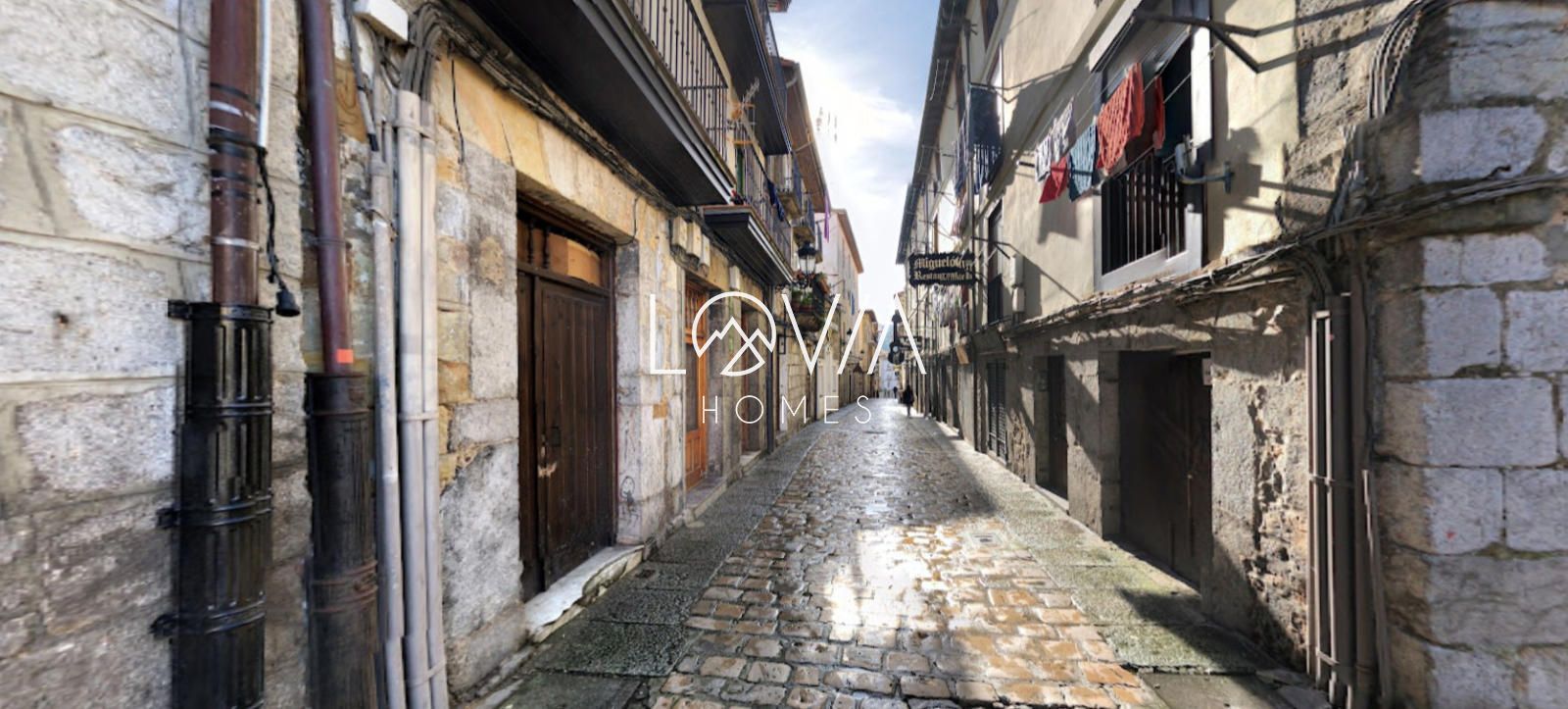 Chalet adosado ocupado en Calle Rúa Mayor – Laredo (Cantabria) - Foto 2