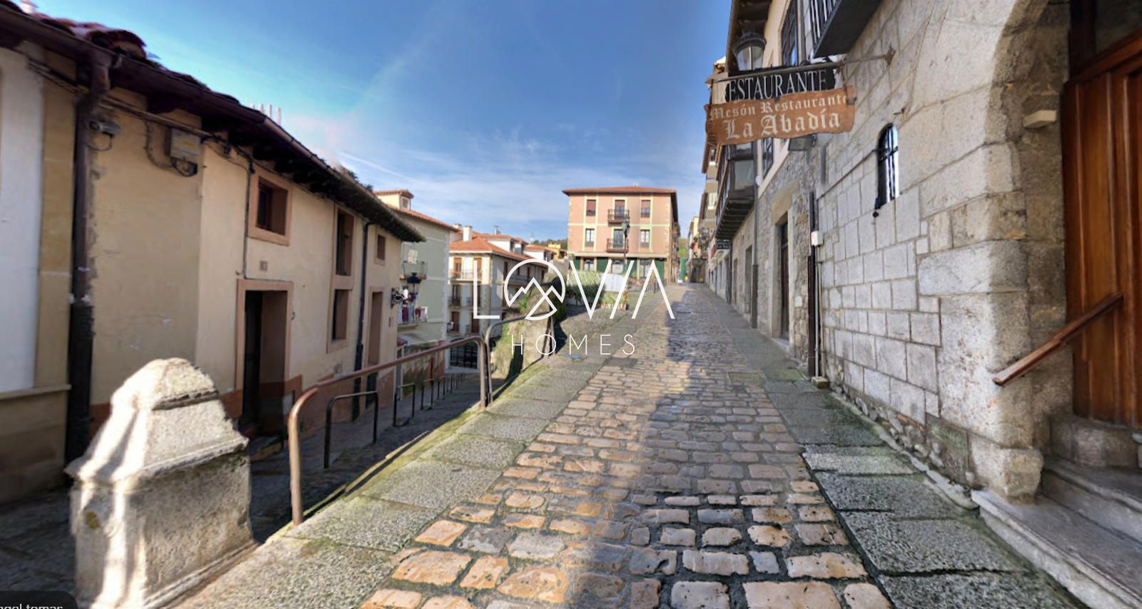 Chalet adosado ocupado en Calle Rúa Mayor – Laredo (Cantabria) - Foto 3