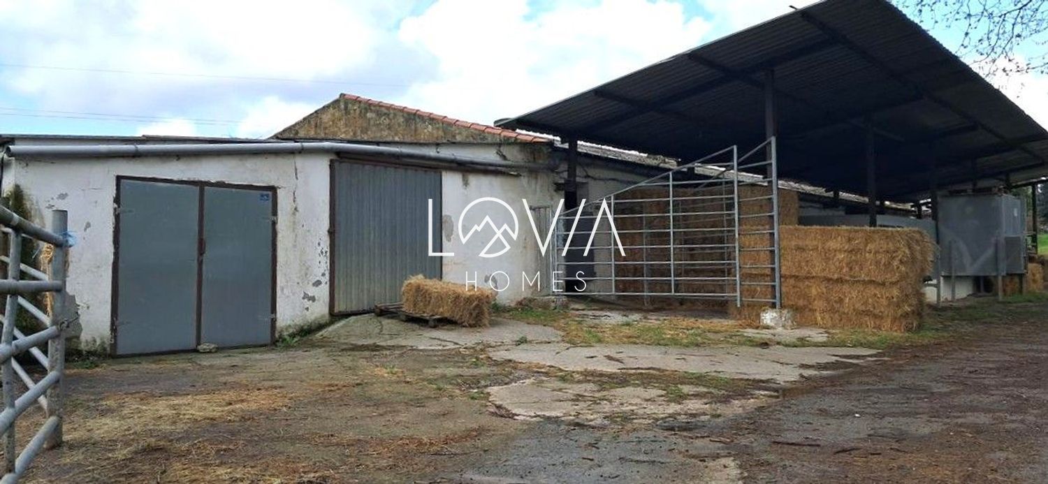 Chalet okupado en venta en El Guarnizo (Cantabria) - Foto 2