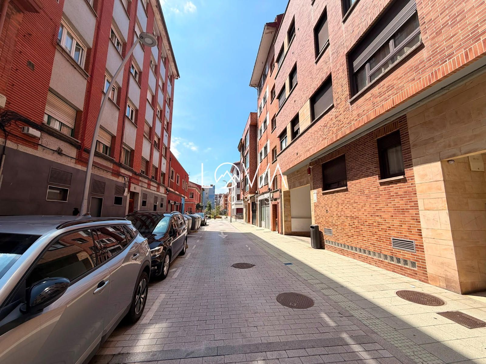 APARTAMENTO EN LA CALZADA CON TRASTERO: - Foto 3