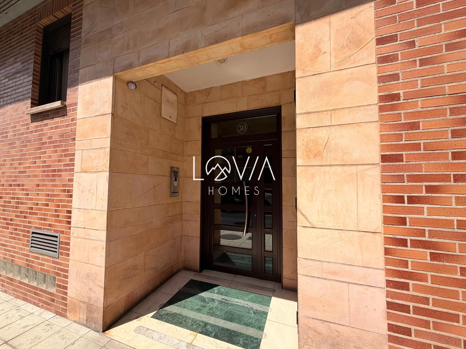 APARTAMENTO EN LA CALZADA CON TRASTERO: - Foto 4