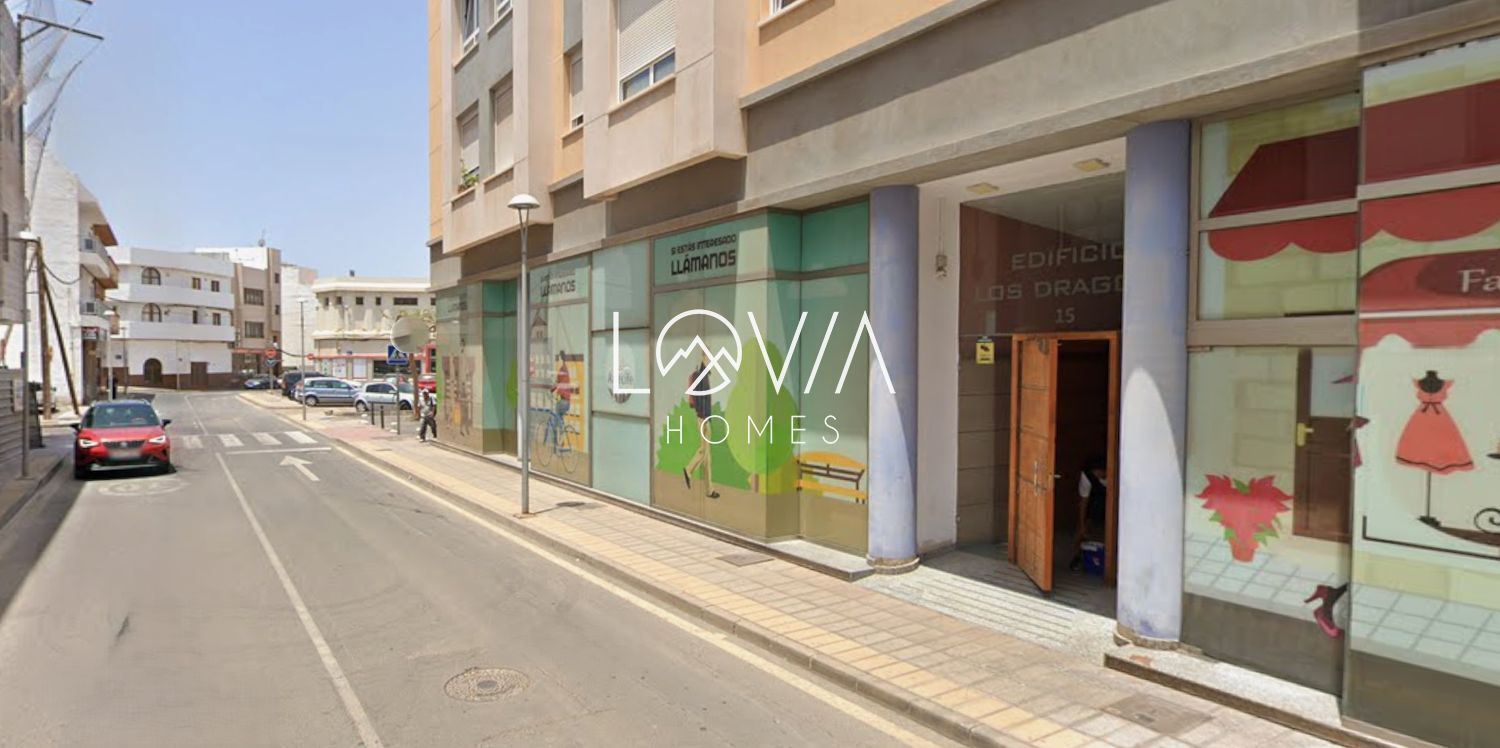 Piso en Venta con Rentabllidad  en Arrecife ( Las Palmas) - Foto 2