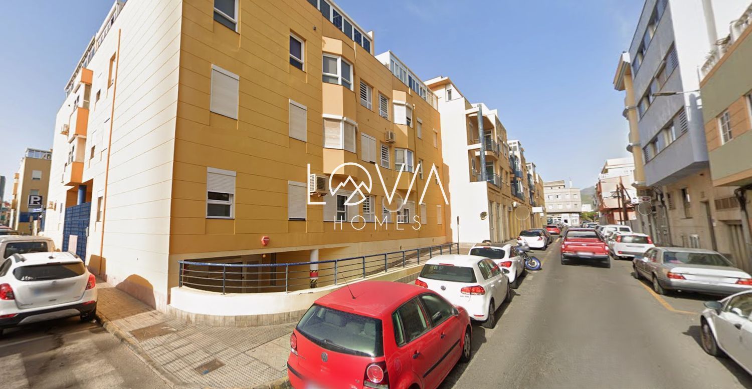 Piso en venta con rentabilidad en Calle Marianella - Santa Lucia de Tirajana (Las Palmas) - Foto 4