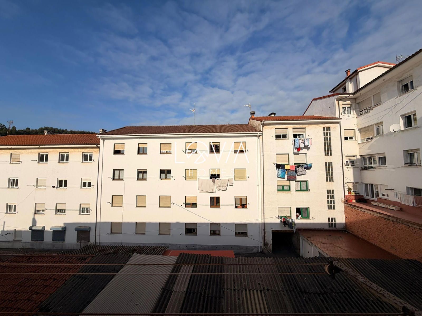 VISTA DESDE DORMITORIOS - PISO CON GARAJE Y POSIBILIDAD DE 3 DORMITORIOS EN RAÍCES - CASTRILLON