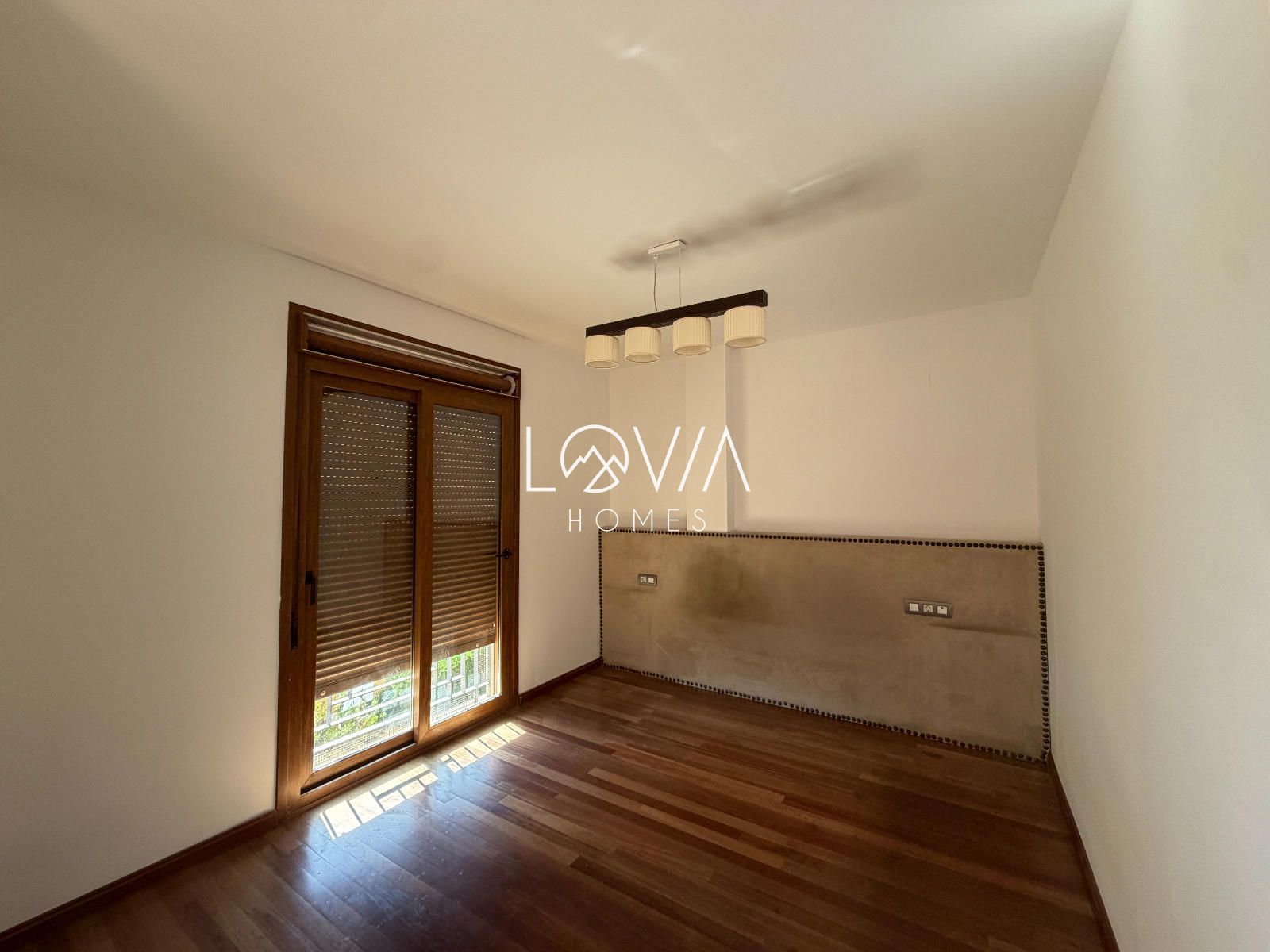 CHALET PAREADO EN UNA DE LAS MEJORES ZONAS DE MÁLAGA - Foto 18