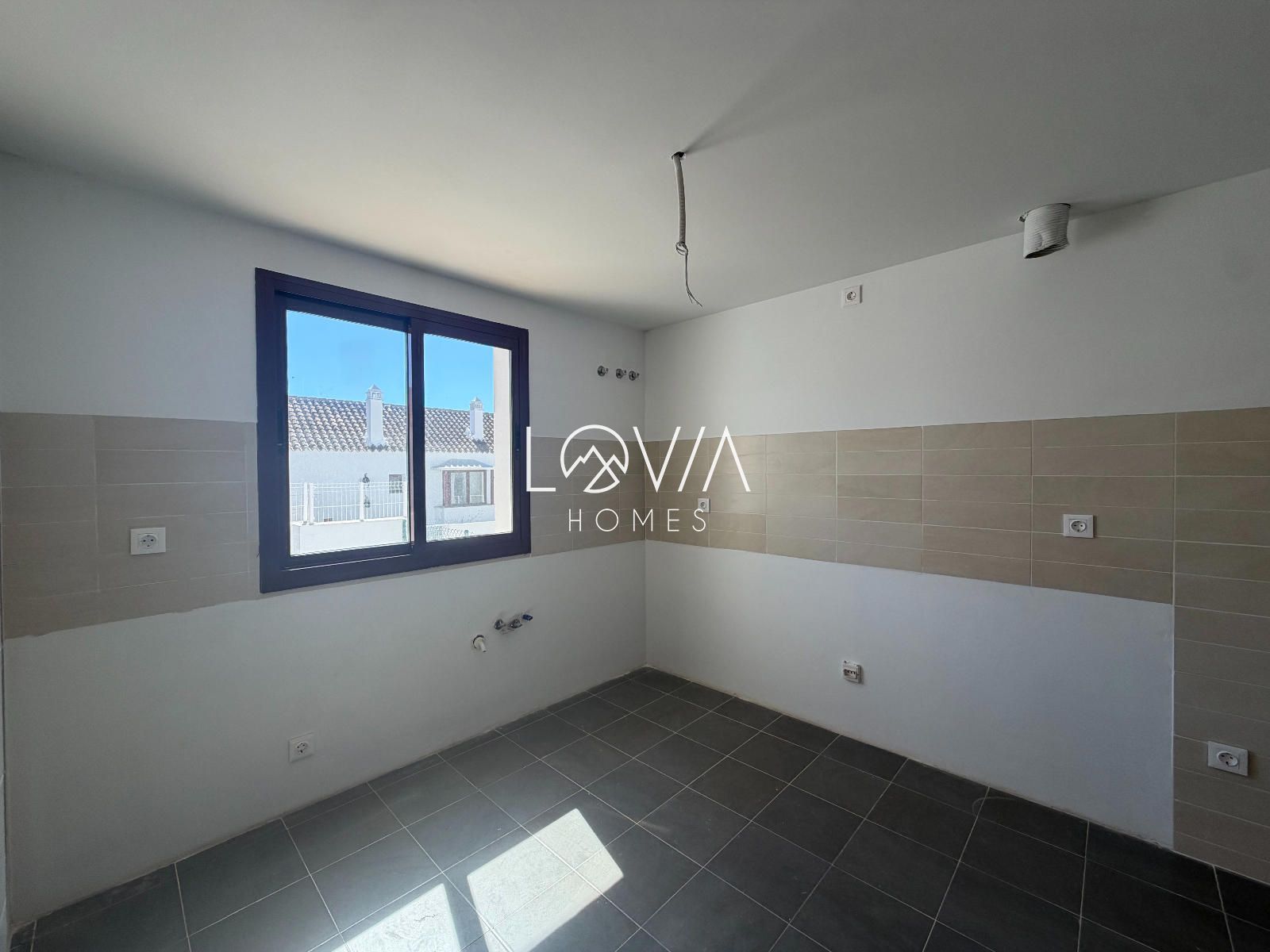 CHALET ADOSADO EN VENTA EN CASARES, MÁLAGA - Foto 7