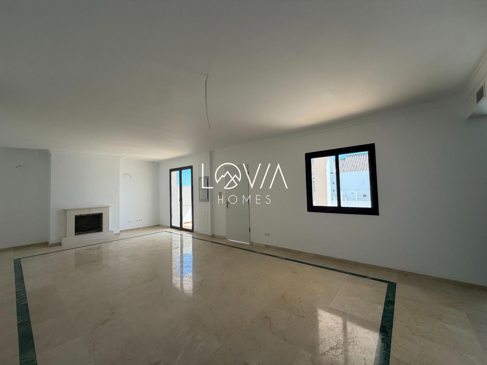 CHALET ADOSADO EN VENTA EN CASARES, MÁLAGA - Foto 9